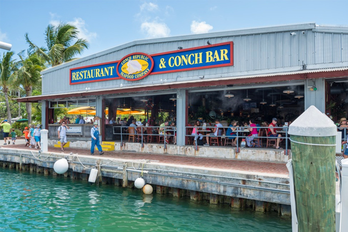 patrons eating at conch republic seafood company key west